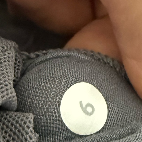 lululemon athletica Venus Gray Chevron Tank Top - Picture 10 of 10